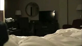 Blonde avec une brune grosse femme sex se frottant les chattes après un Cunnilingus