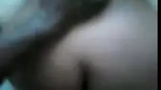 Jeune fille baisée dans la chatte par un homme mûr sex avec maman dans la salle de bain