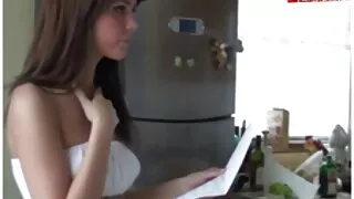 Maigre de dix-huit ans baisée xnxx femme avec femme durement avec un pick-up au casting