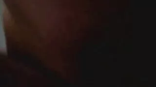 Les cougar et jeunot blondes sucent doucement le gros phallus mature latin